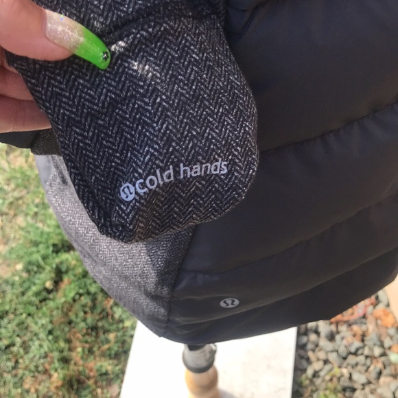 Lululemon Fluff off Pullover Jacket - Picture 3 of 14